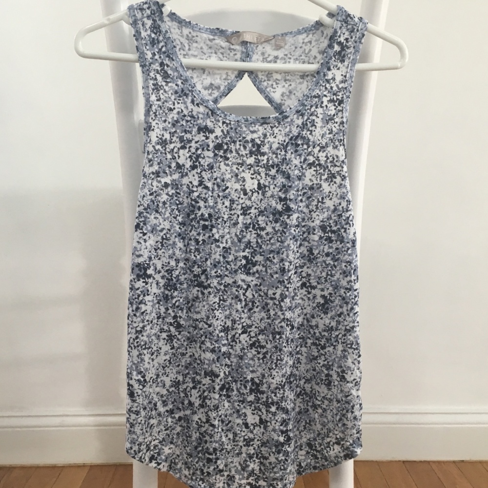 NWOT Athleta exercise top with diamond back, S